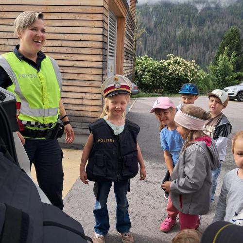 Die Westen probieren