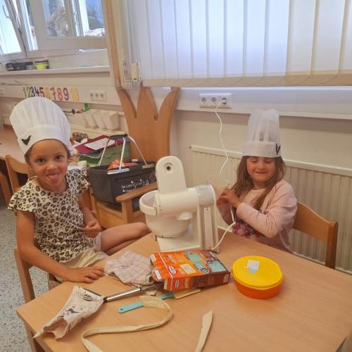 Unsere Mädels beim kochen